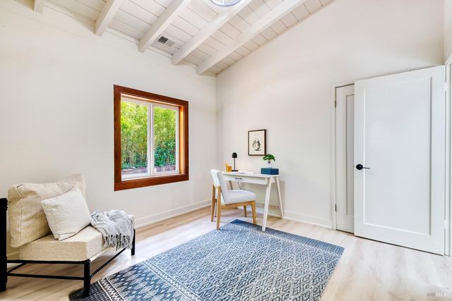 15715 Drake Rd, Guerneville, CA 95446