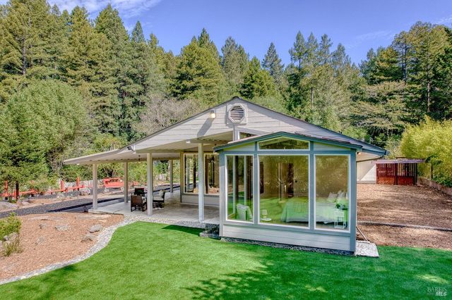 15715 Drake Rd, Guerneville, CA 95446