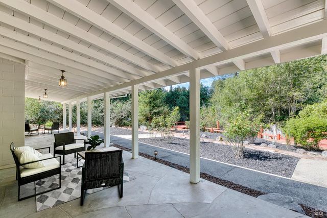 15715 Drake Rd, Guerneville, CA 95446