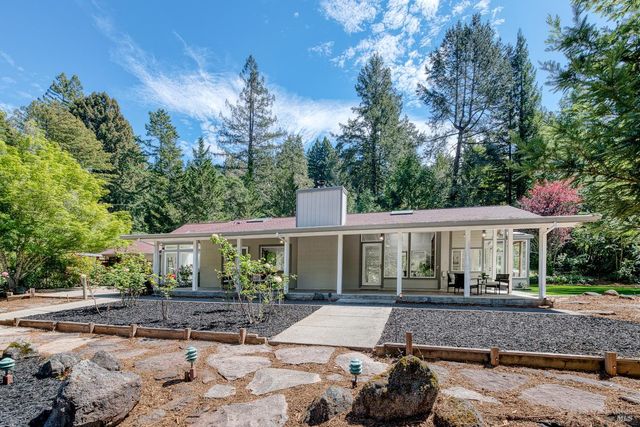 15715 Drake Rd, Guerneville, CA 95446