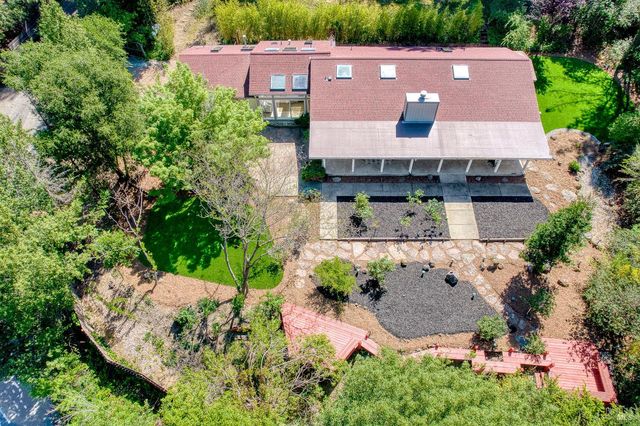 15715 Drake Rd, Guerneville, CA 95446
