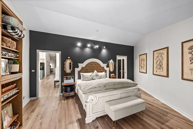 3027 W Palmer Avenue, La Porte, IN 46350