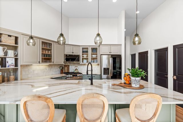 3027 W Palmer Avenue, La Porte, IN 46350