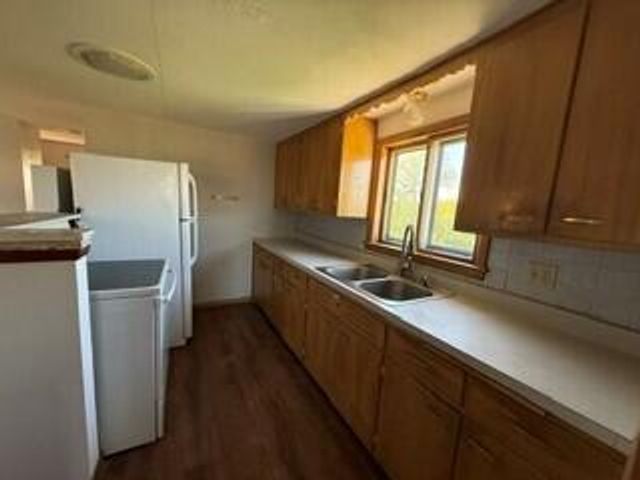 1304 Terminal ROAD, Grafton, WI 53024