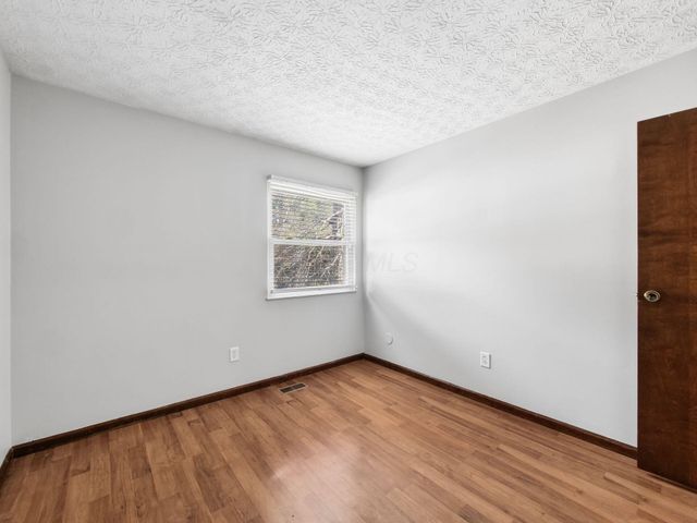 365 Halsbury Circle, Columbus, OH 43230