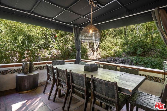 1930 Laurel Canyon Boulevard, Los Angeles, CA 90046