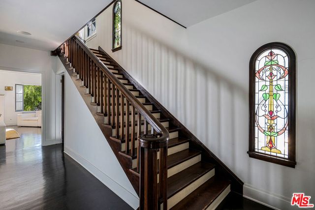 1930 Laurel Canyon Boulevard, Los Angeles, CA 90046