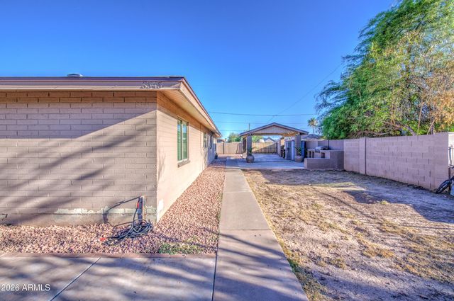 3545 W TONTO Street, Phoenix, AZ 85009