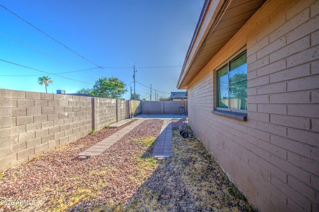 3545 W TONTO Street, Phoenix, AZ 85009
