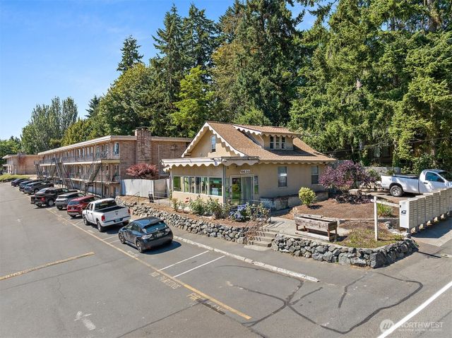 6630 202nd Street SW, Lynnwood, WA 98036