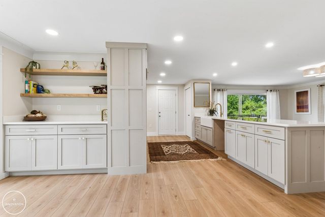 367 Sherwood Lane, Algonac, MI 48001