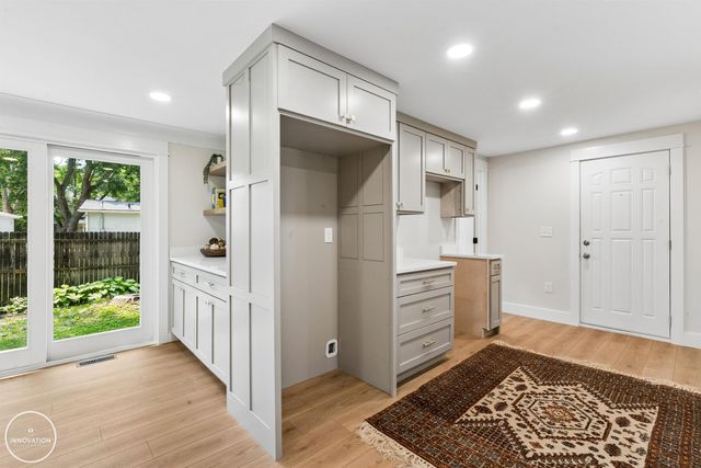 367 Sherwood Lane, Algonac, MI 48001