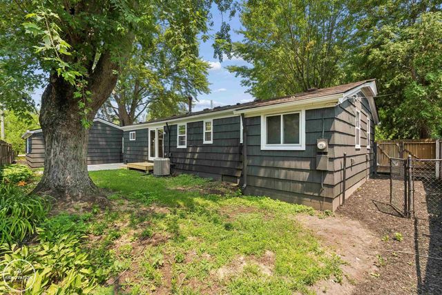 367 Sherwood Lane, Algonac, MI 48001