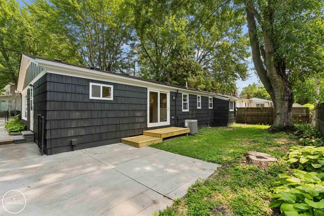 367 Sherwood Lane, Algonac, MI 48001