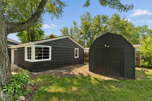 367 Sherwood Lane, Algonac, MI 48001