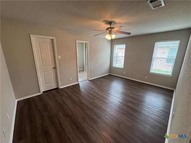 3903 Jake Spoon Drive, Killeen, TX 76549