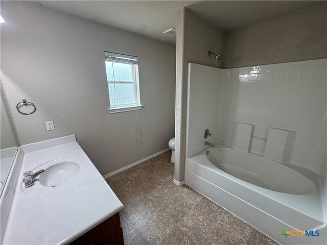 3903 Jake Spoon Drive, Killeen, TX 76549