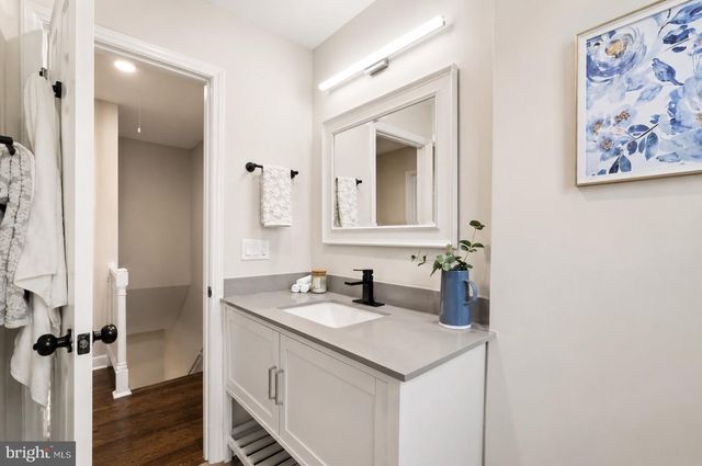 3315 S STAFFORD ST, Arlington, VA 22206
