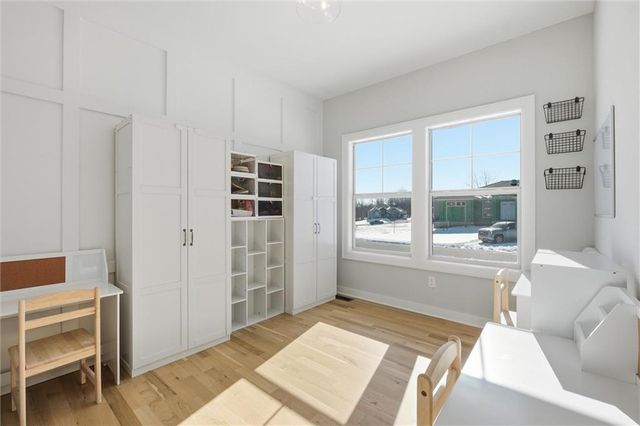 1116 Hummingbird Court, Greenwood, MO 64034