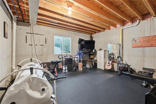 1116 Hummingbird Court, Greenwood, MO 64034