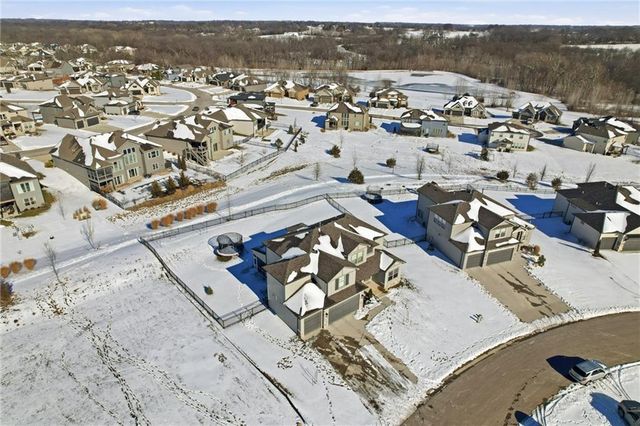 1116 Hummingbird Court, Greenwood, MO 64034