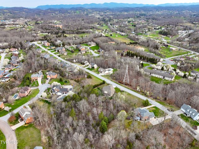 1804 Buckingham Court, Kingsport, TN 37660