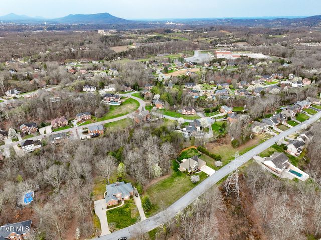 1804 Buckingham Court, Kingsport, TN 37660