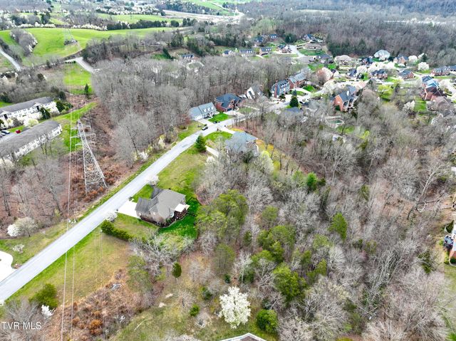 1804 Buckingham Court, Kingsport, TN 37660