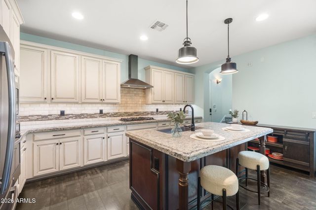 2149 S WADE Drive, Gilbert, AZ 85295