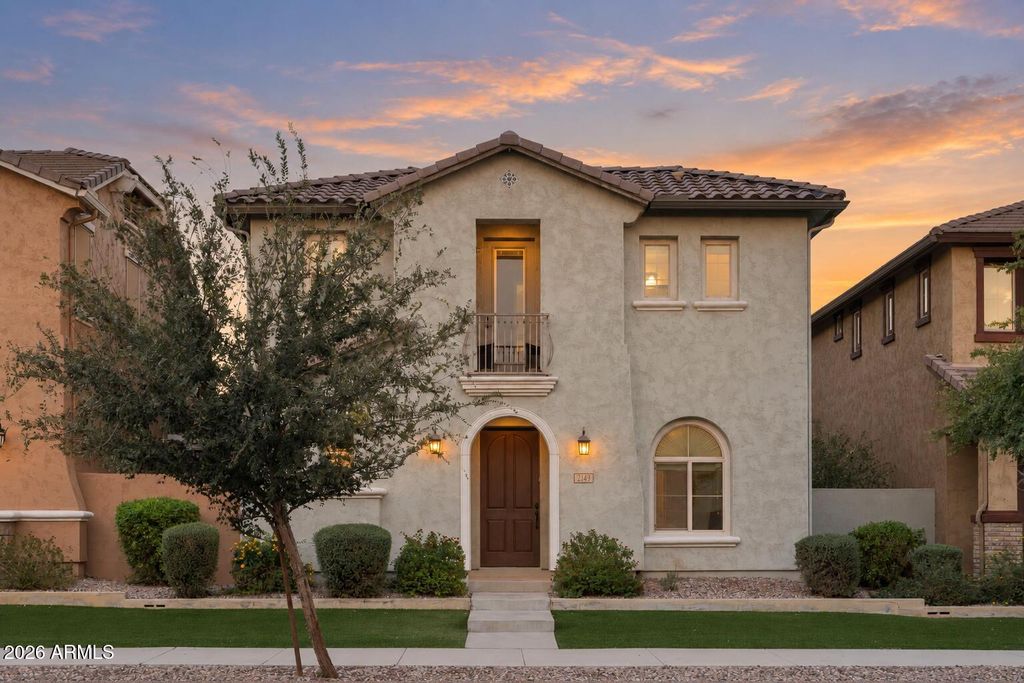 2149 S WADE Drive, Gilbert, AZ 85295