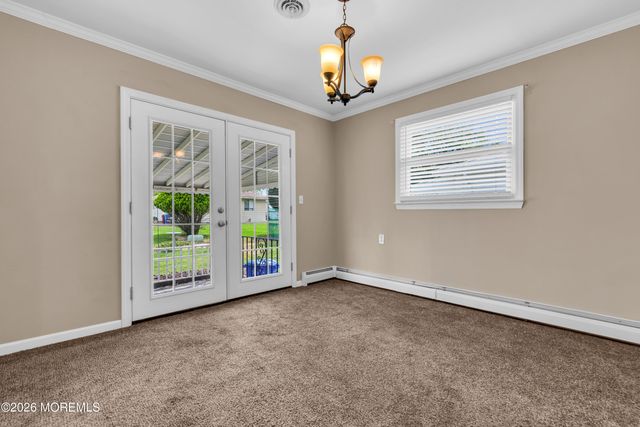 510 Jamaica Boulevard, Toms River, NJ 08757