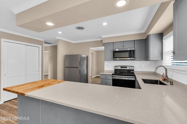 510 Jamaica Boulevard, Toms River, NJ 08757