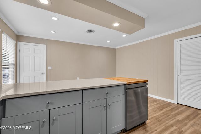 510 Jamaica Boulevard, Toms River, NJ 08757