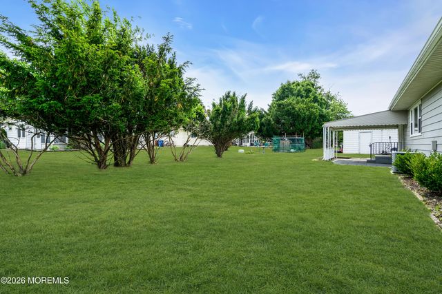 510 Jamaica Boulevard, Toms River, NJ 08757