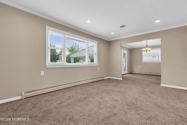 510 Jamaica Boulevard, Toms River, NJ 08757