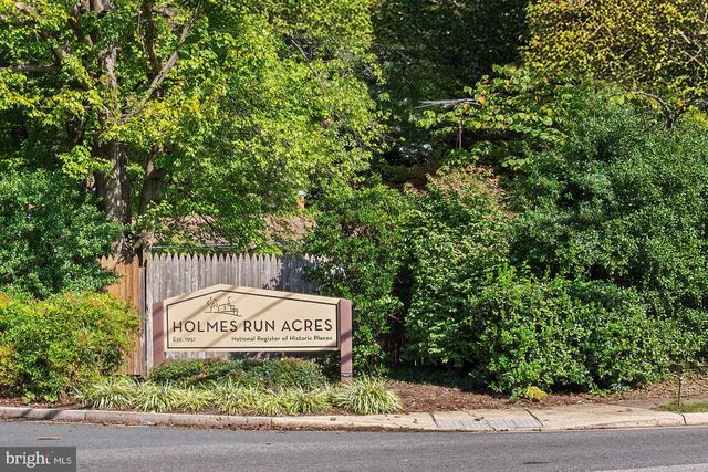 3414 EXECUTIVE AVE, Falls Church, VA 22042