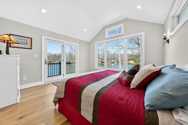 1520 Gowen LN, Huddleston, VA 24104