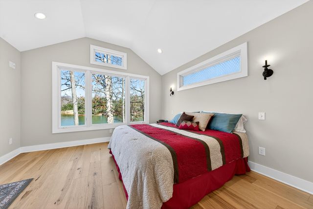 1520 Gowen LN, Huddleston, VA 24104