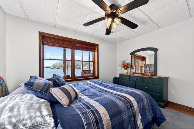 1520 Gowen LN, Huddleston, VA 24104