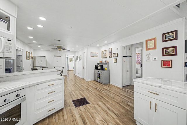 3104 E BROADWAY Road 350, Mesa, AZ 85204