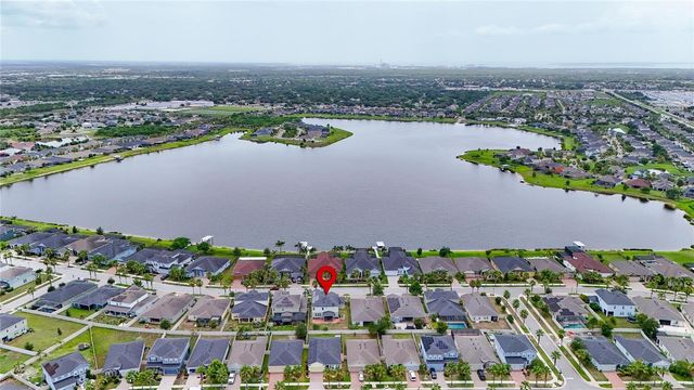 11628 LAKE LUCAYA DRIVE, Riverview, FL 33579