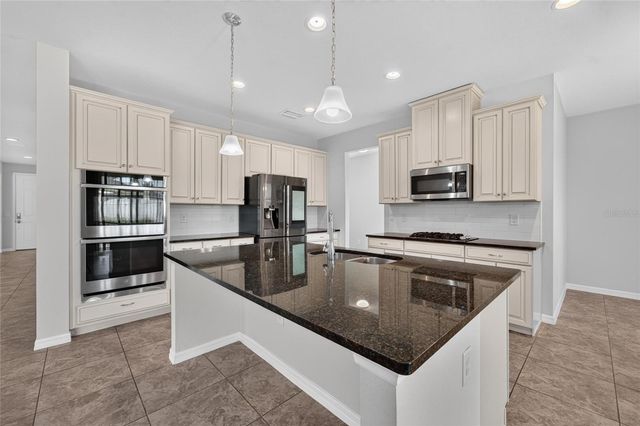 11628 LAKE LUCAYA DRIVE, Riverview, FL 33579