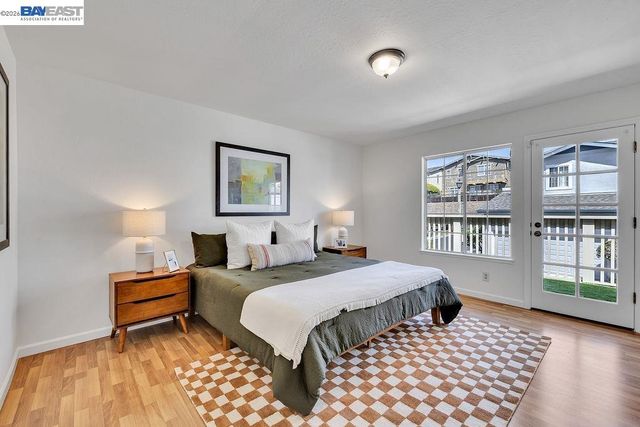 21917 Nugget Canyon Dr, Castro Valley, CA 94552