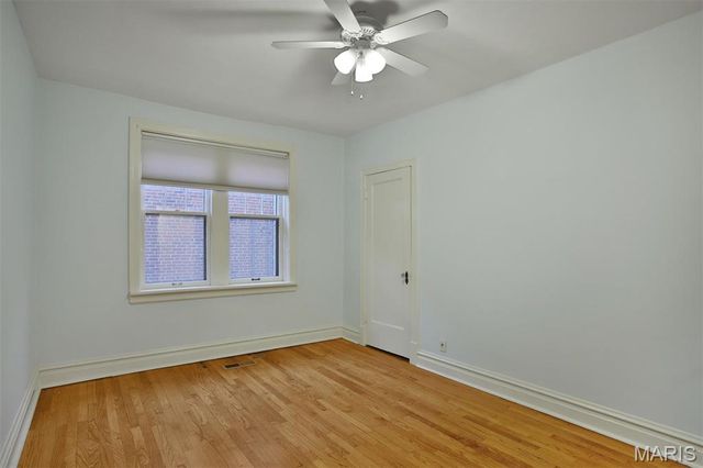 314 S Hanley Road 1N, St Louis, MO 63105