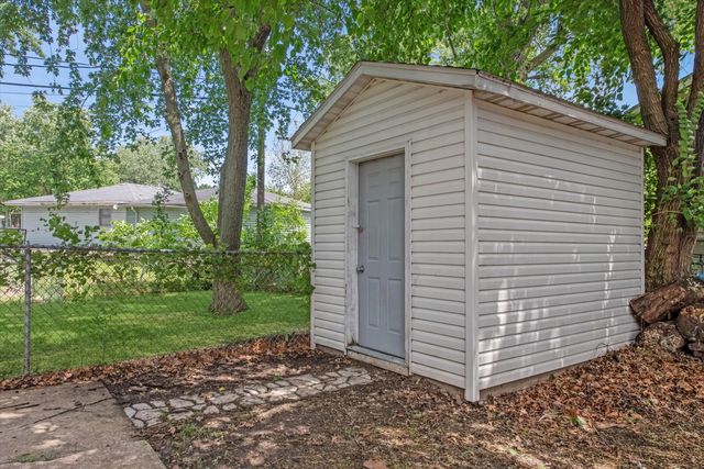 3560 W 78th Avenue, Merrillville, IN 46410