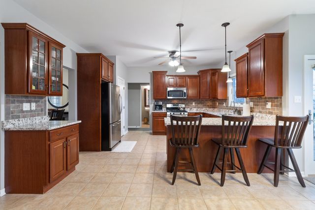 9675 Julia Drive, St. John, IN 46373