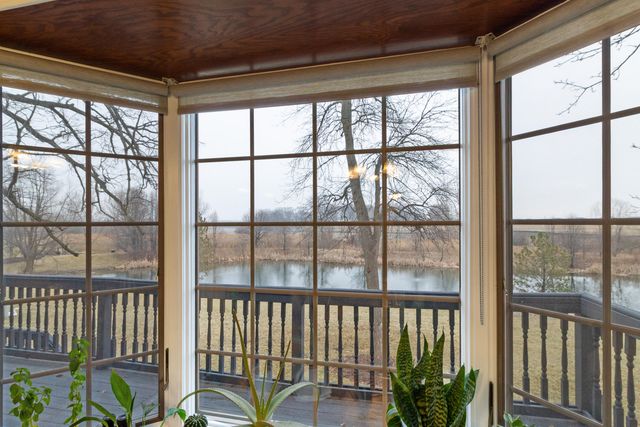 9675 Julia Drive, St. John, IN 46373