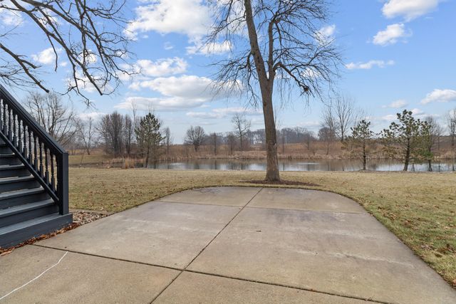 9675 Julia Drive, St. John, IN 46373