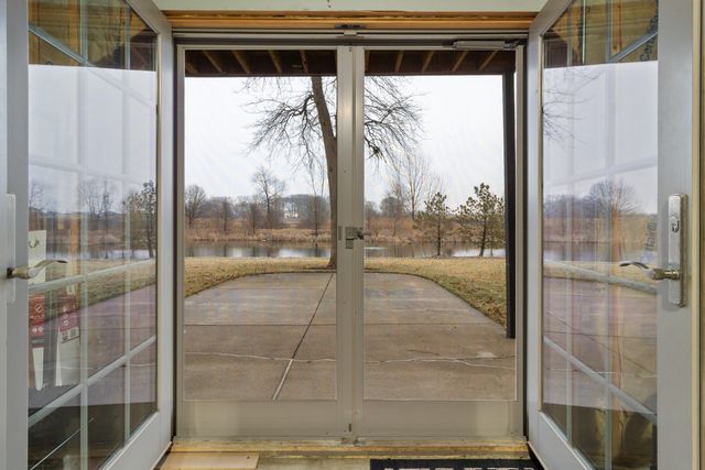 9675 Julia Drive, St. John, IN 46373