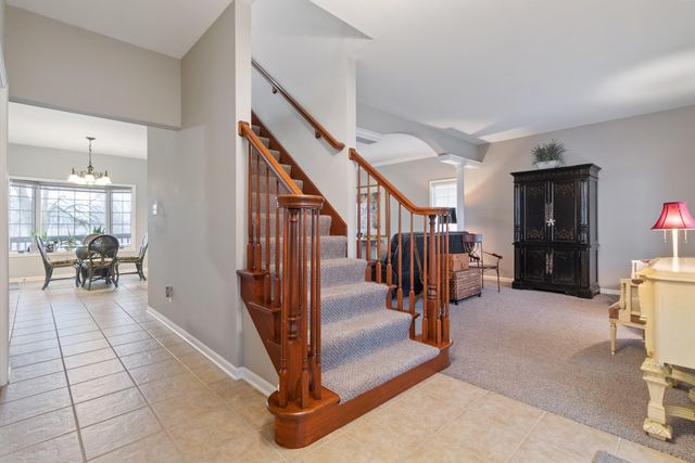 9675 Julia Drive, St. John, IN 46373